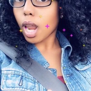 Meet your Posher, Kendra